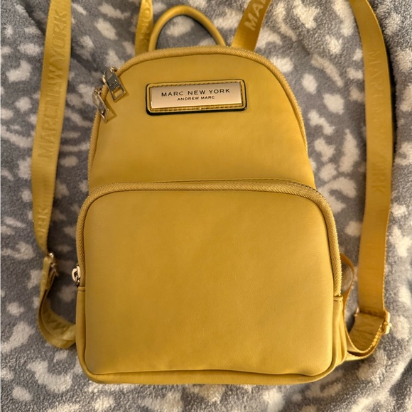Marc New York Mustard Backpack - Picture 4 of 8